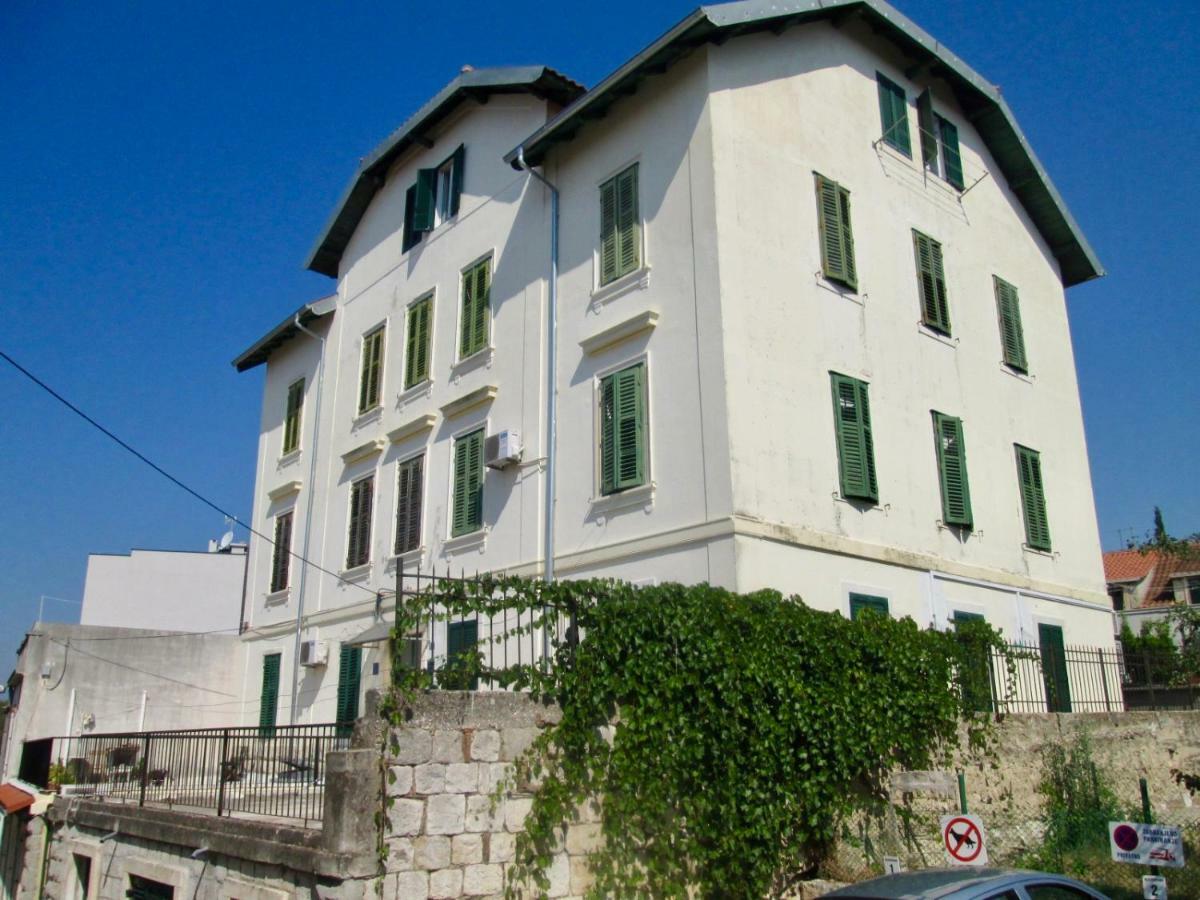 En-Suite Iris On Rokova Street - 5 Min Walk To The Old Town Of Split Exterior photo